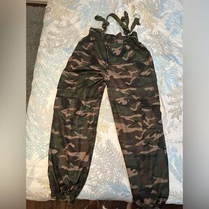 Camouflage jogger pants